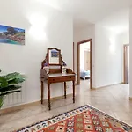 Casa Vacanza Azzurra *